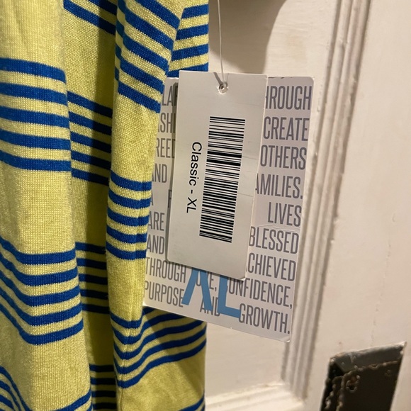 NWT! classic t - Picture 2 of 3